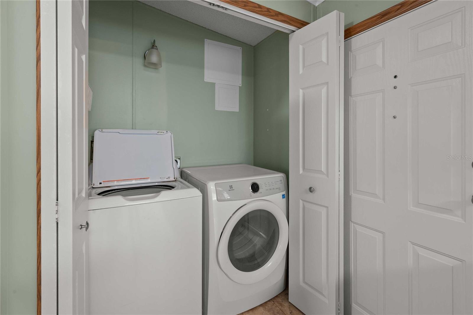 SPANISH TRLS WEST - Residential