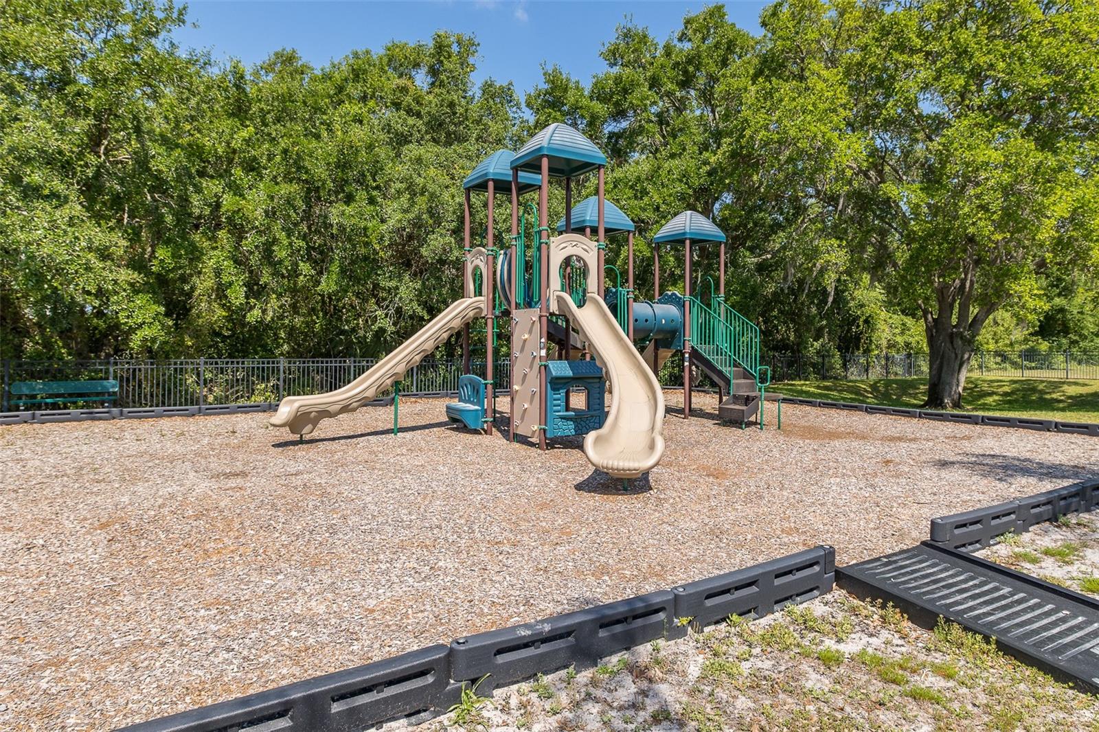 MAGNOLIA ESTATES - Residential