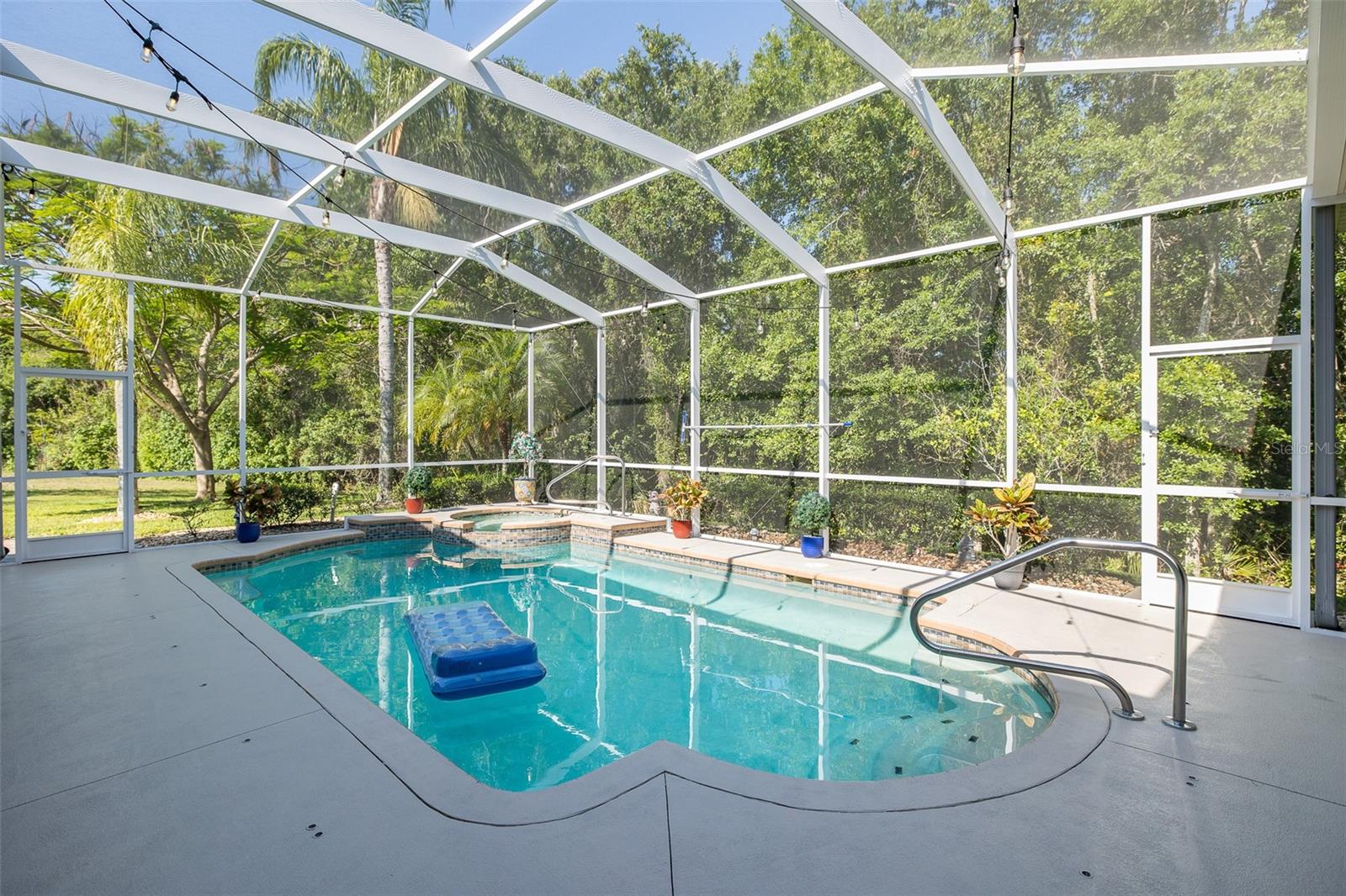 MAGNOLIA ESTATES - Residential