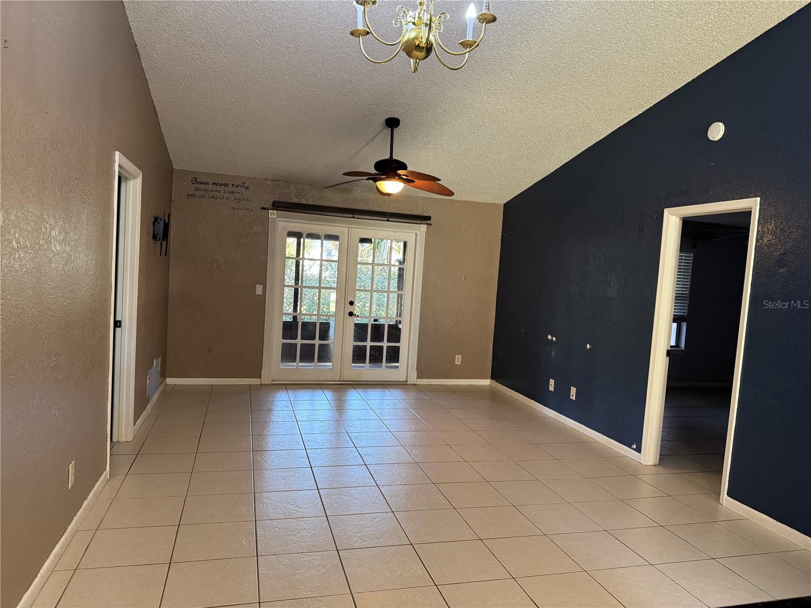 GATEWOOD UNIT 02 - Residential