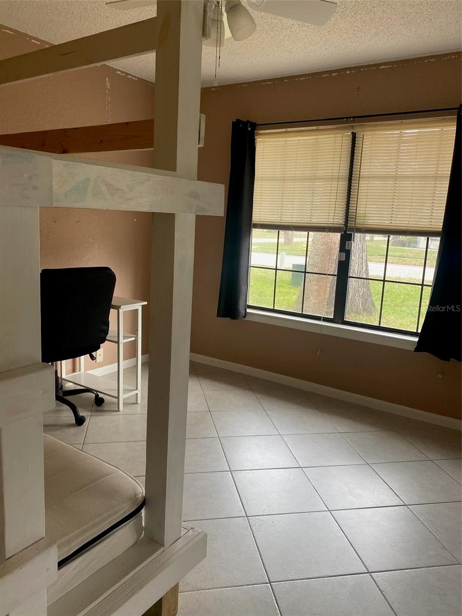 GATEWOOD UNIT 02 - Residential