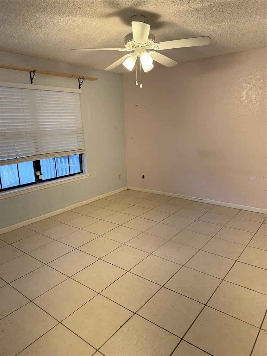 GATEWOOD UNIT 02 - Residential