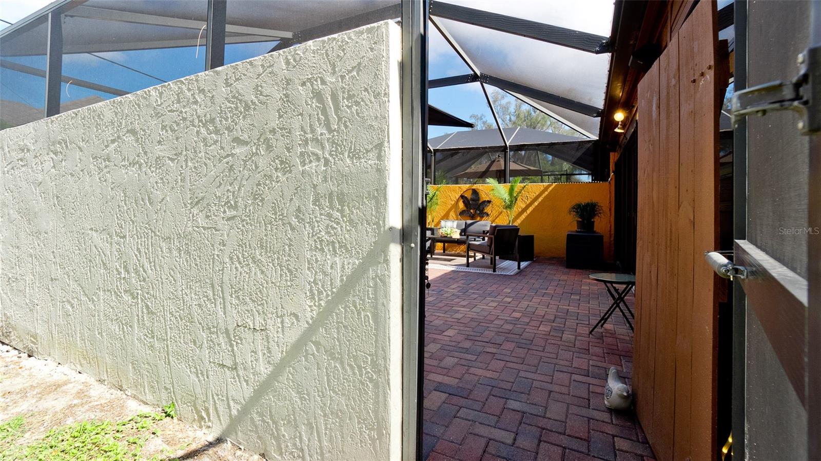 FORTY THREE WEST PALMS - Residential