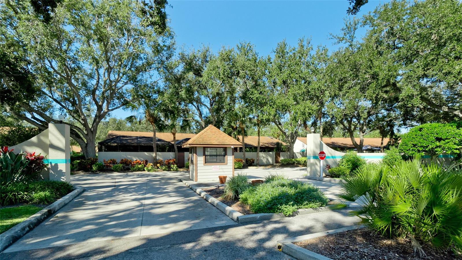 FORTY THREE WEST PALMS - Residential