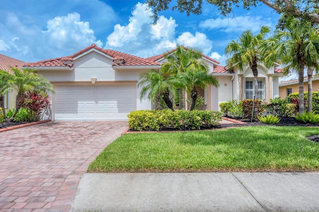 Photo of 6312 41st Court E, Sarasota, FL 34243 (MLS # A4656525)