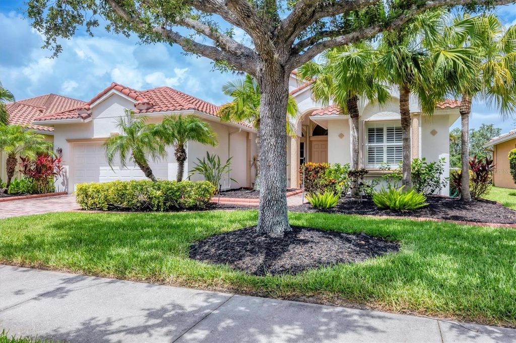 Photo of 6312 41st Court E, Sarasota, FL 34243 (MLS # A4656525)