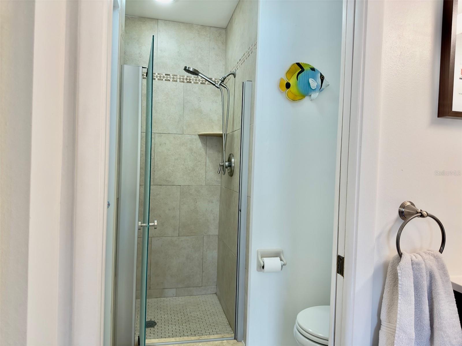 SHOREWALK BATH & TENNIS CLUB 3 - Residential