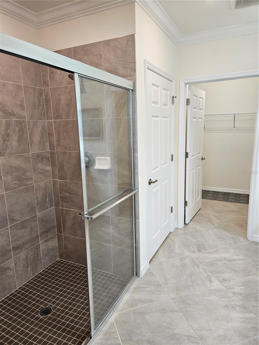 CROOKED CRK 2/SARASOTA NATIONA - Residential Lease