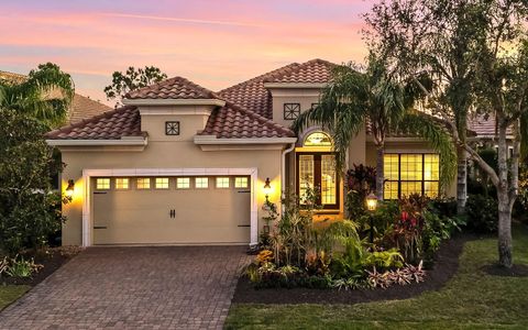 A home in LAKEWOOD RANCH