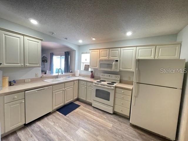 VILLAGES OF SUMTER DOUBLE PALM VILLAS - Residential Lease