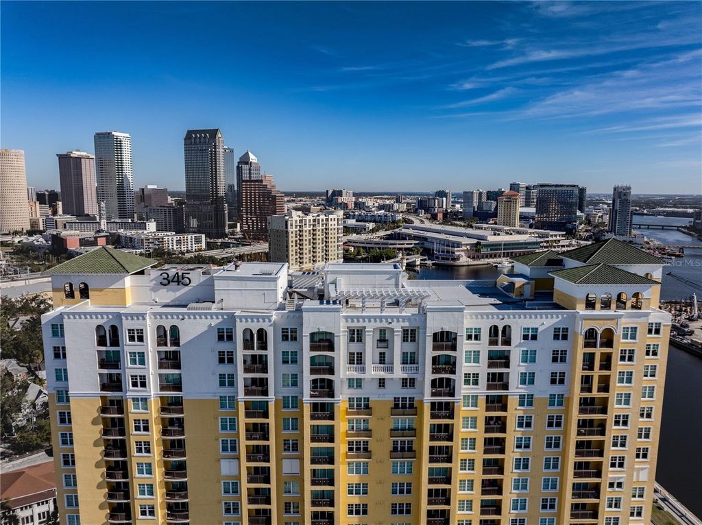 Photo of 345 Bayshore Boulevard #1203, Tampa, FL 33606 (MLS # TB8474223)