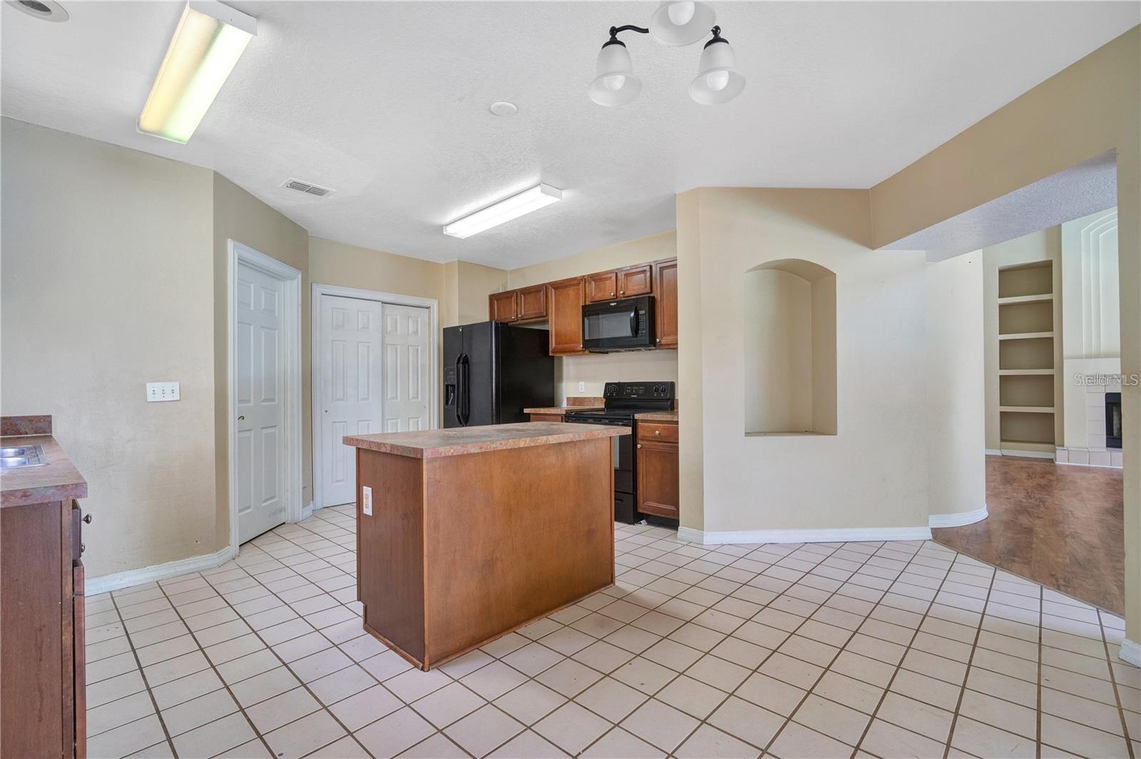 MYSTIC AT MARINERS VILLAGE - Residential