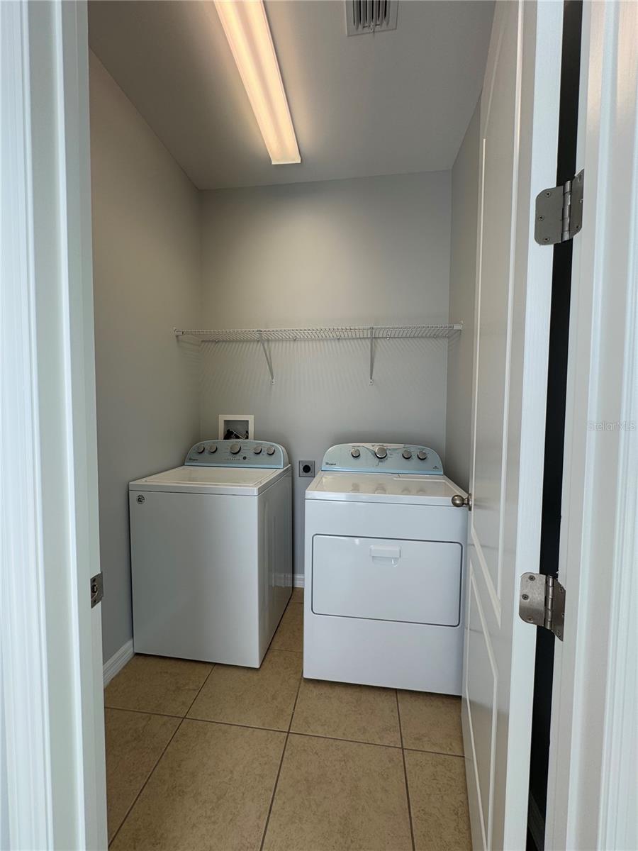 ASHLIN PK PH 2 - Residential Lease