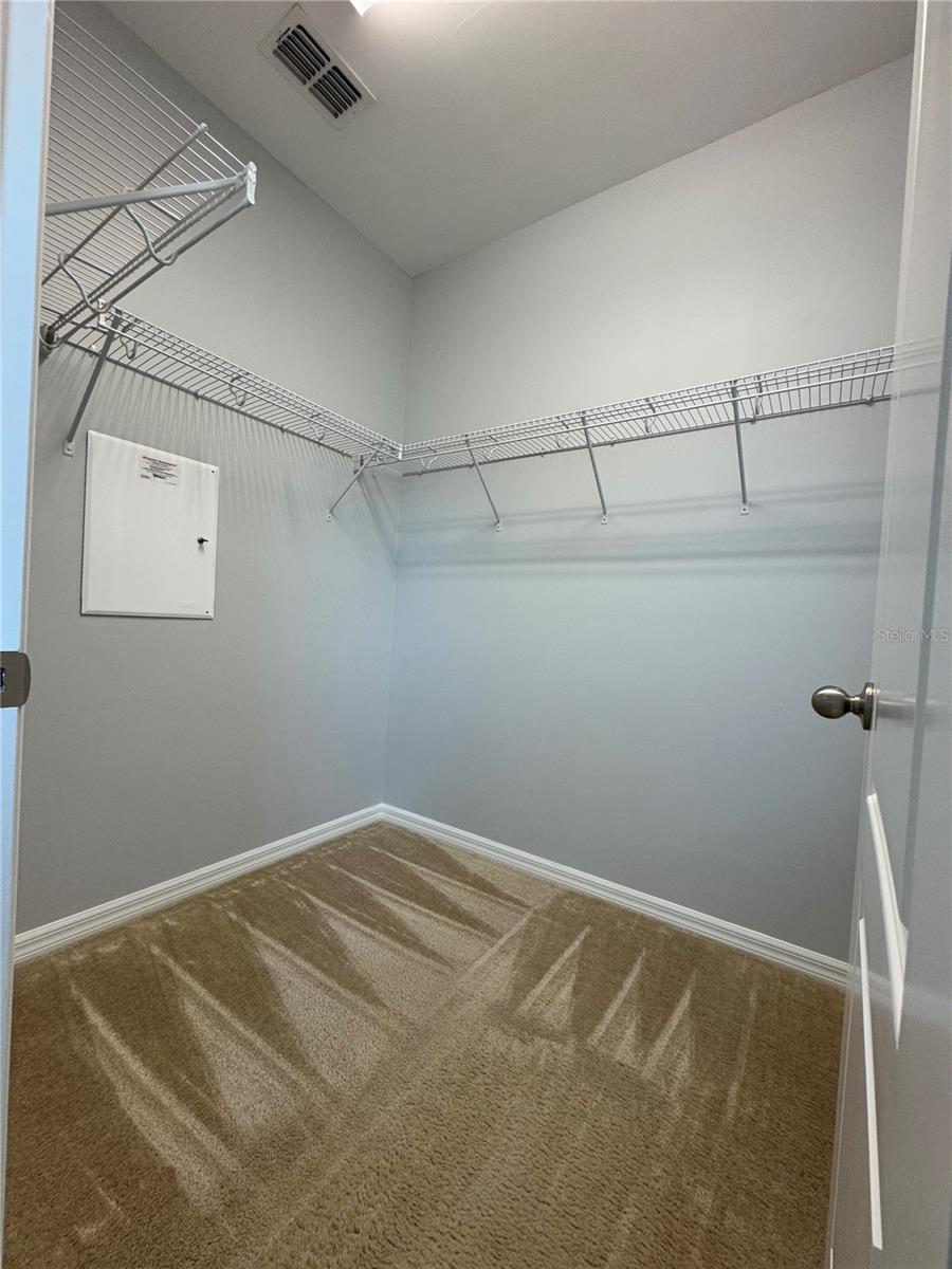 ASHLIN PK PH 2 - Residential Lease