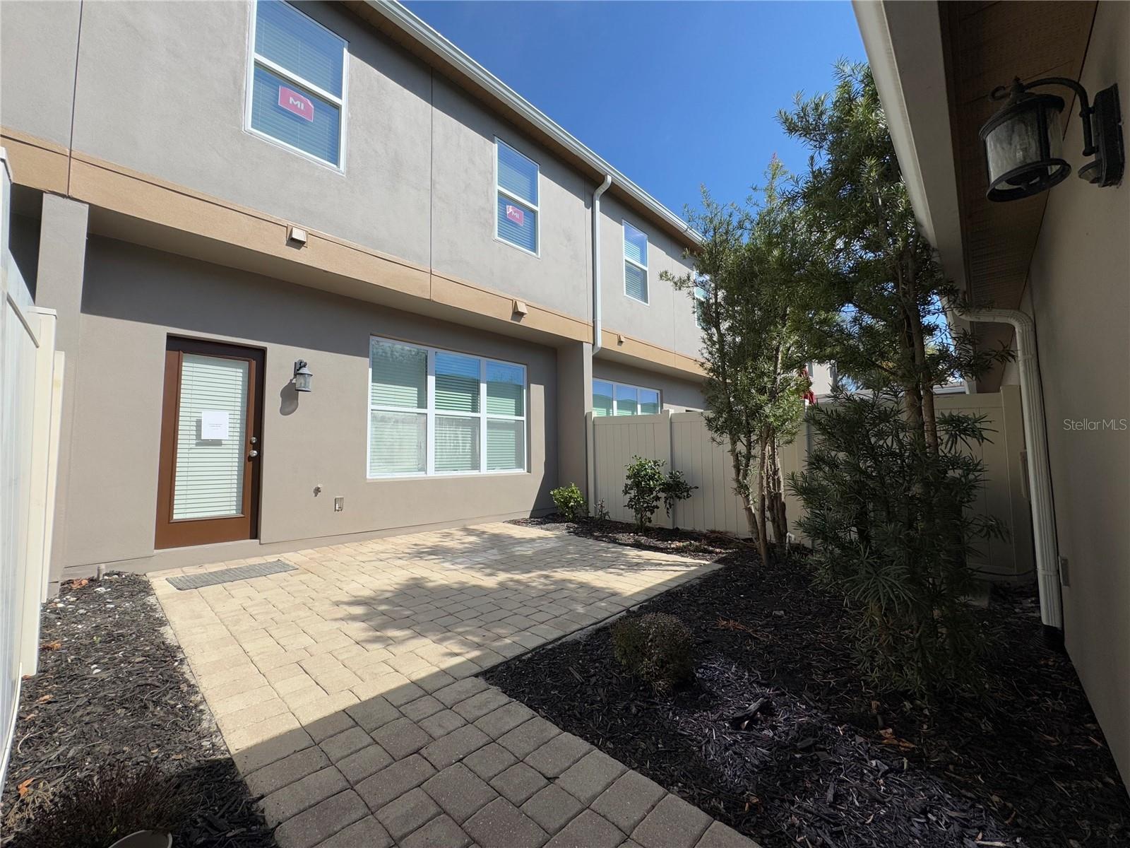 ASHLIN PK PH 2 - Residential Lease