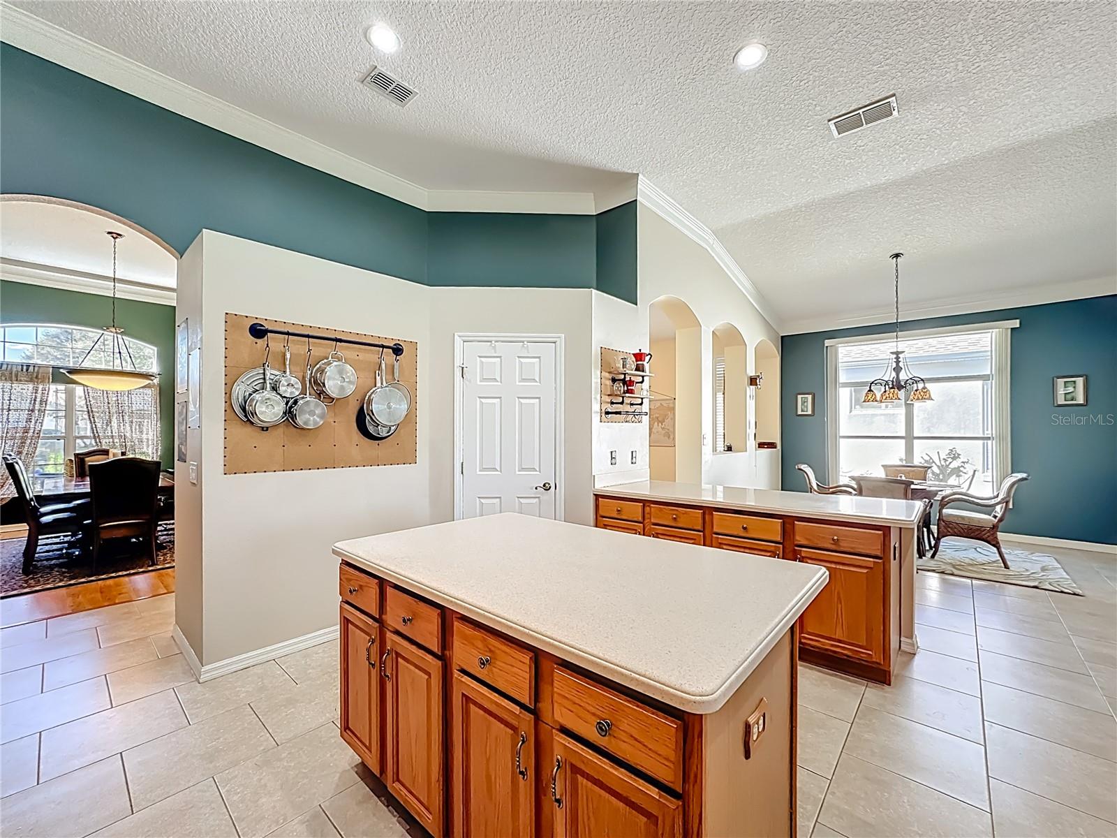 PLANTATION AT LEESBURG LONG MEADOW VILLAGE - Residential