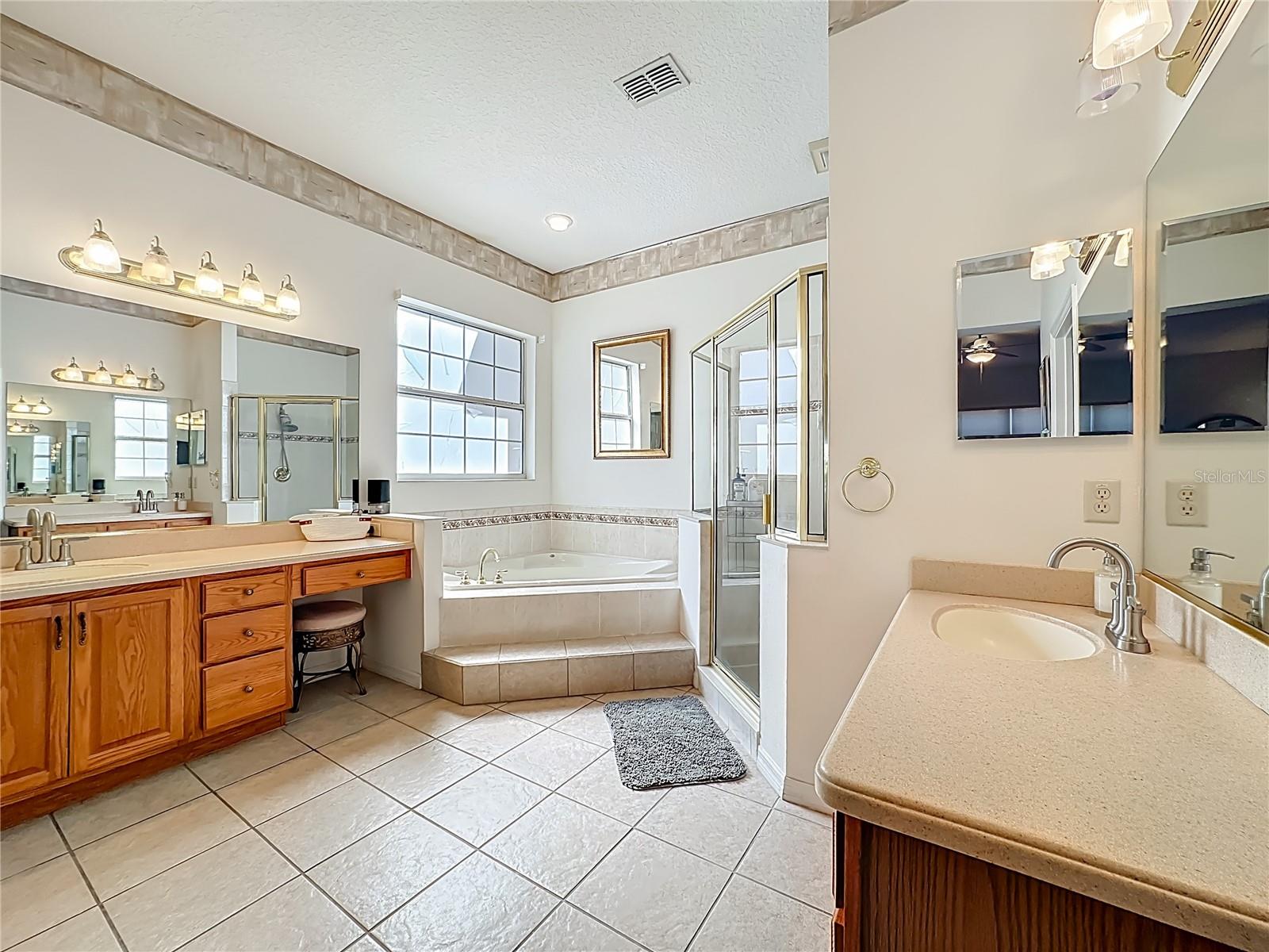 PLANTATION AT LEESBURG LONG MEADOW VILLAGE - Residential