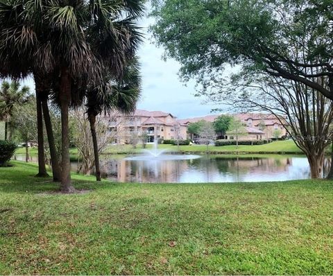 Photo of 13838 Fairway Island Drive #1418, Orlando, FL 32837 (MLS # S5127975)