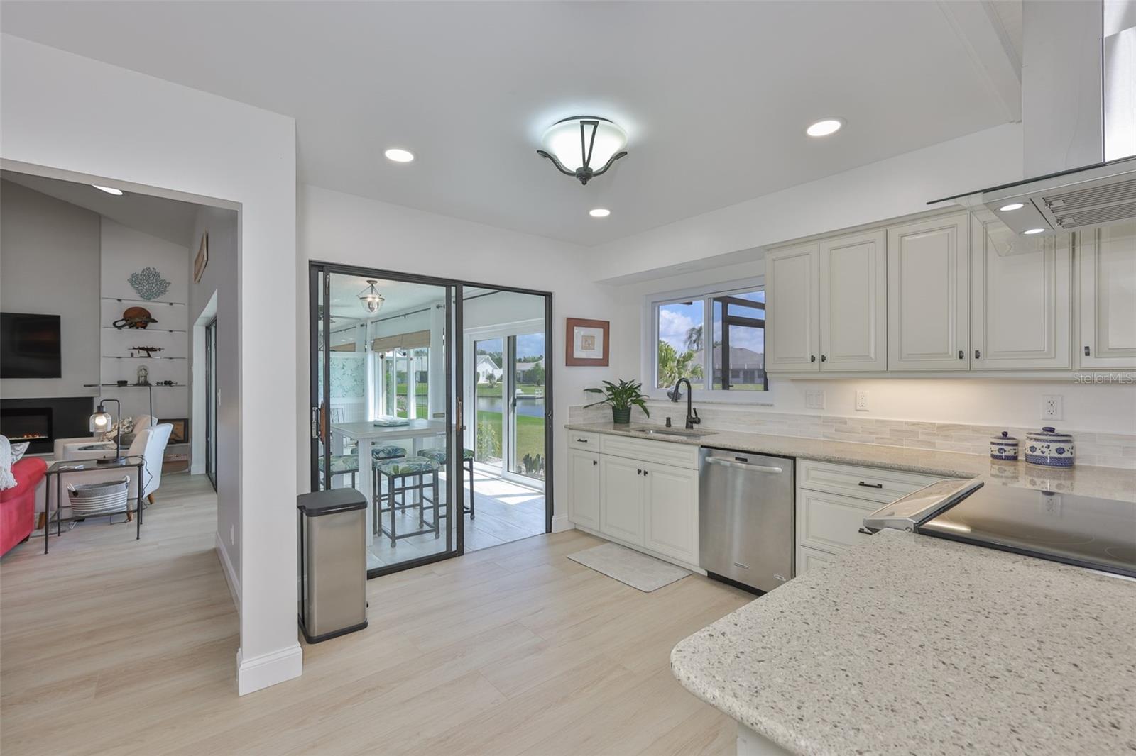 CALOOSA COUNTRY CLUB ESTATES U - Residential