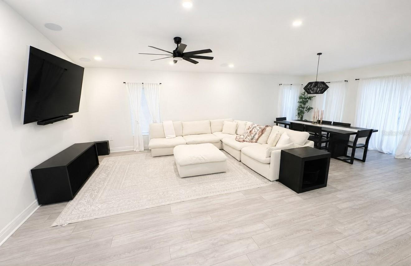 1378 PARK LEAH CIRCLE