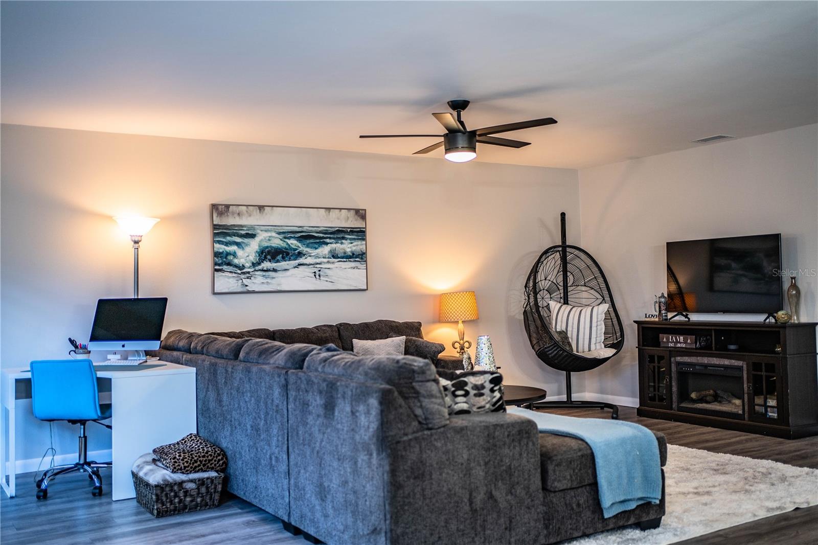 CASA LOMA CONDO - Residential