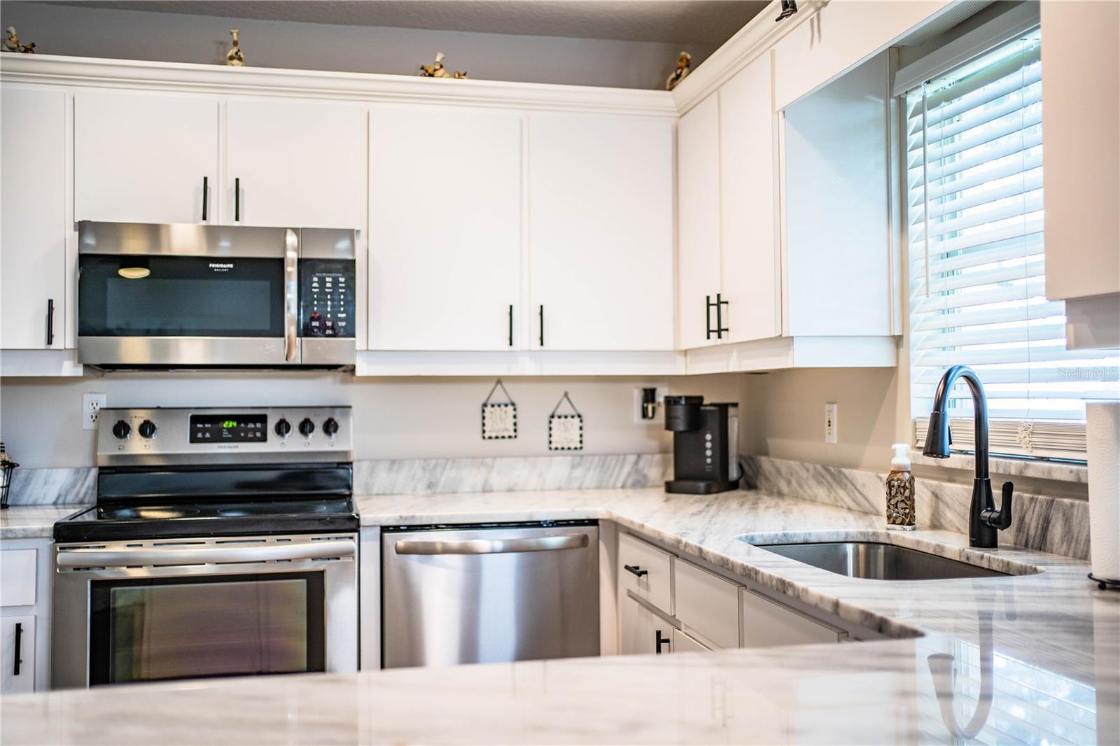 CASA LOMA CONDO - Residential