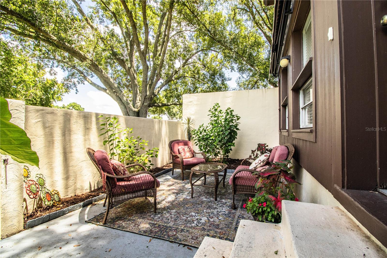 CASA LOMA CONDO - Residential