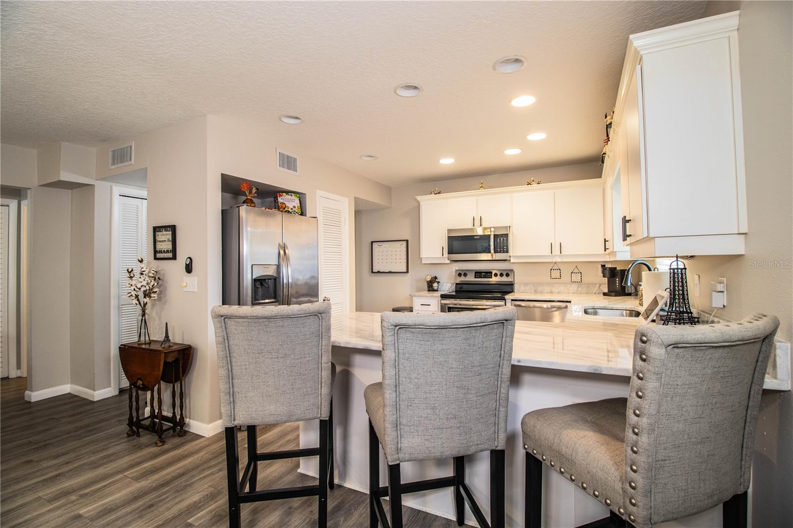CASA LOMA CONDO - Residential