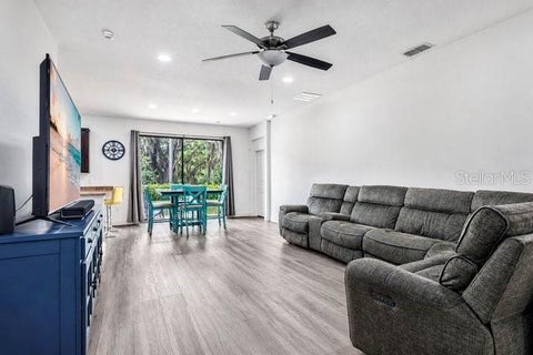 9248 Chandler Drive, Groveland, FL 34736