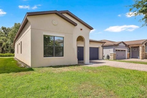 9248 Chandler Drive, Groveland, FL 34736