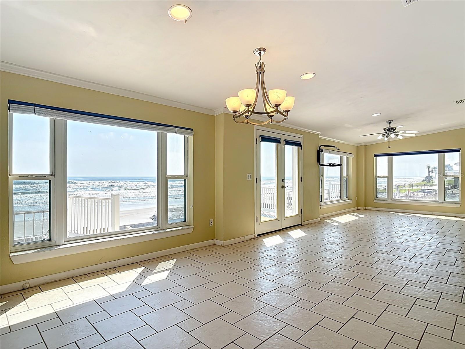 WILBUR BY SEA 02 - Residential