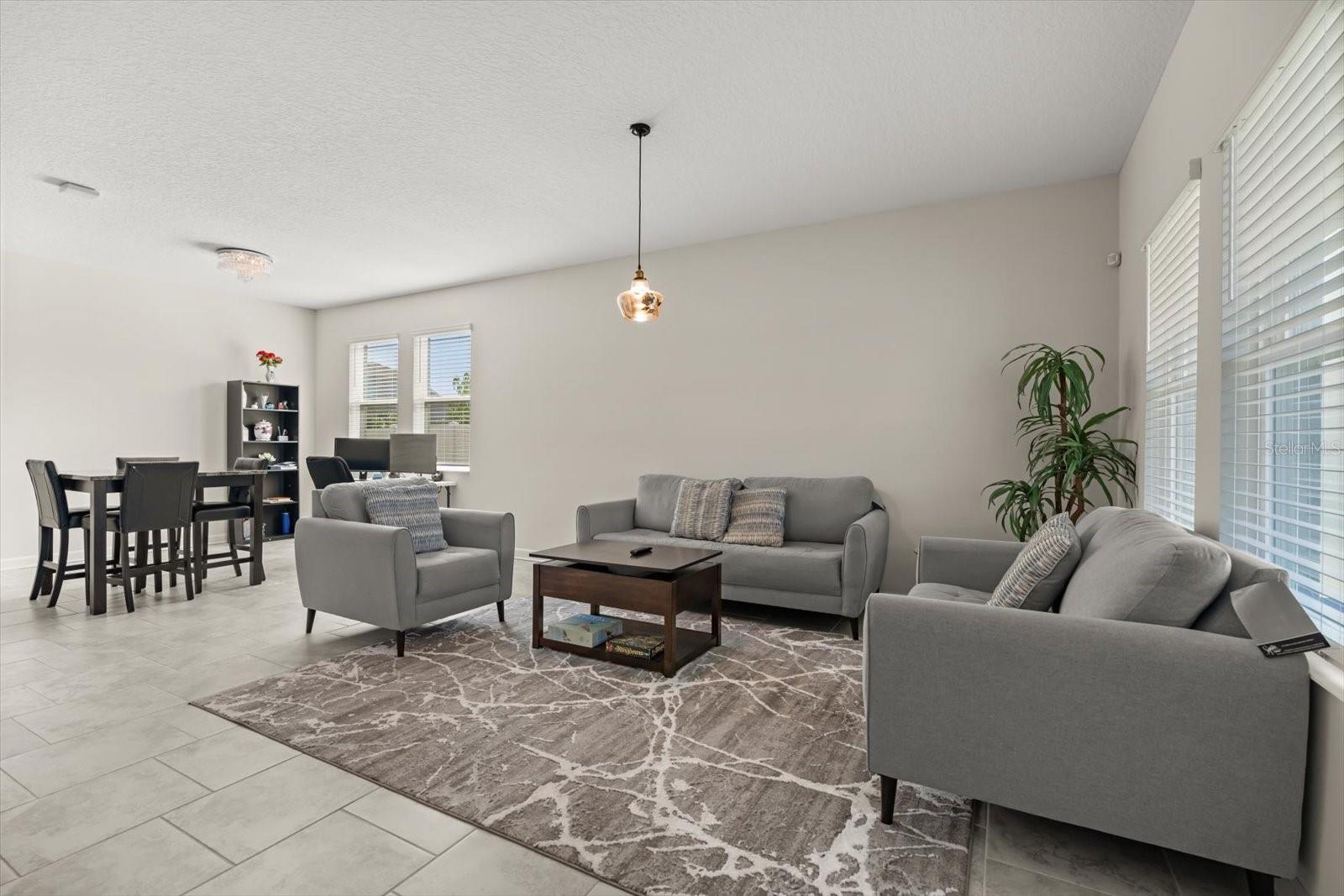 4350 VERDE VALLEY LANE