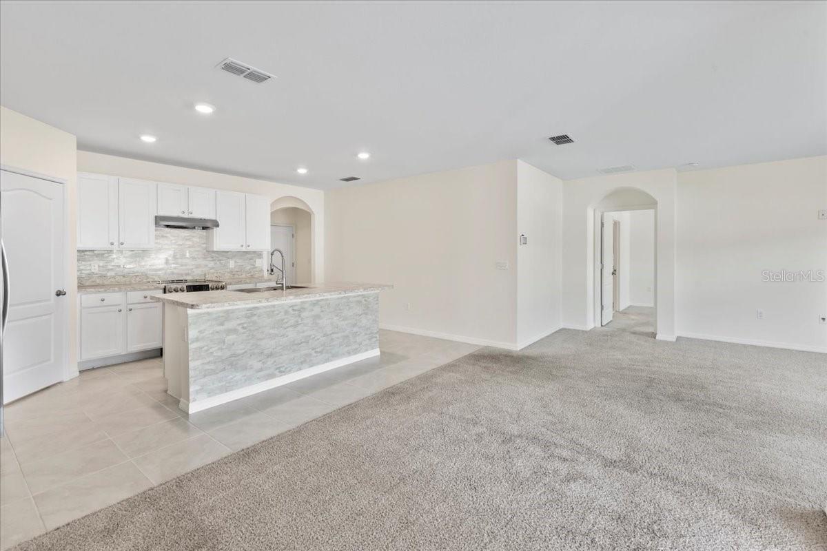 WOODBRIDGE LKS/EDGEWATER - Residential