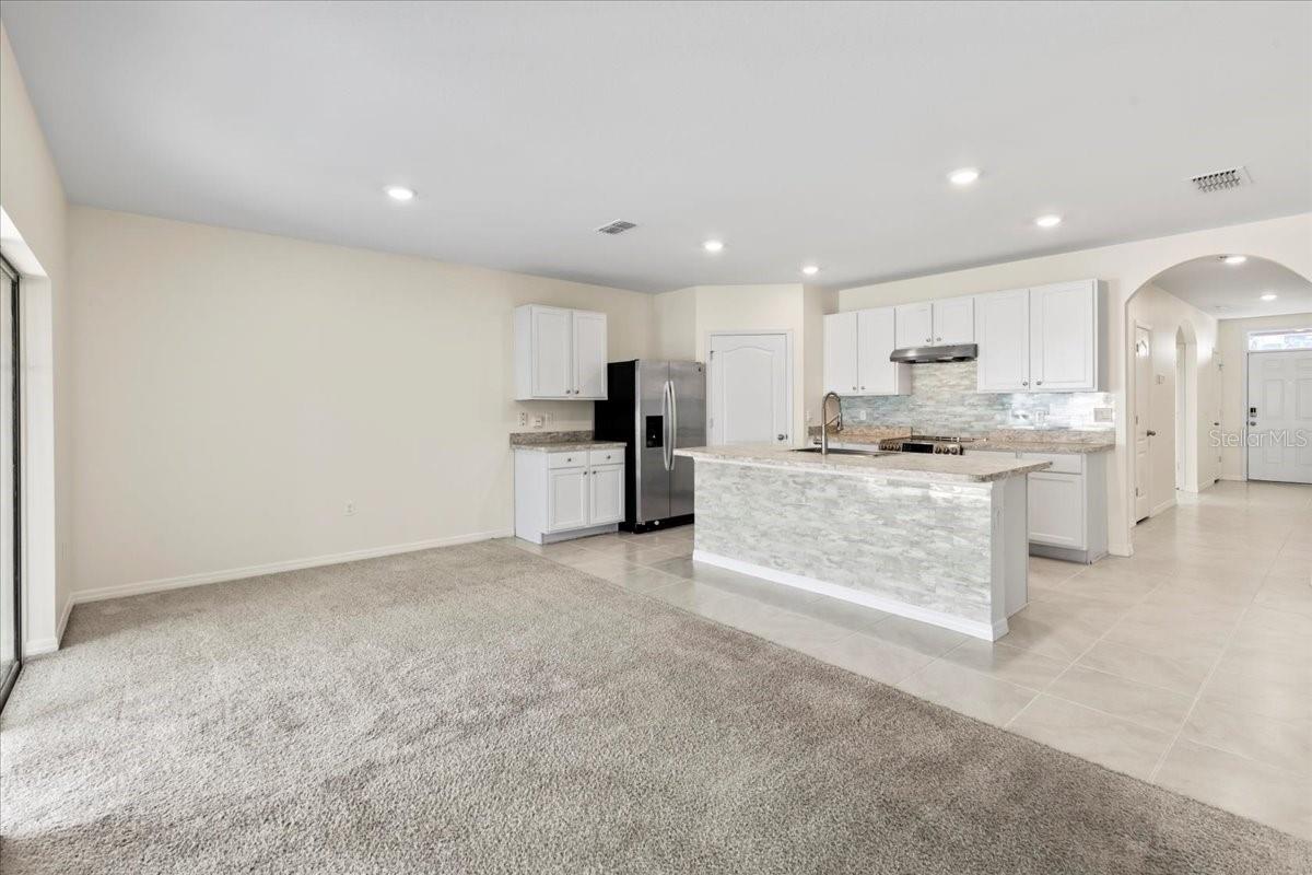 WOODBRIDGE LKS/EDGEWATER - Residential