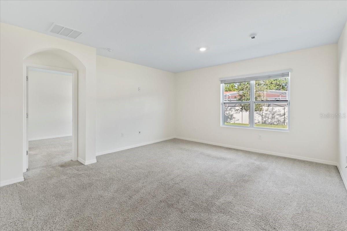 WOODBRIDGE LKS/EDGEWATER - Residential