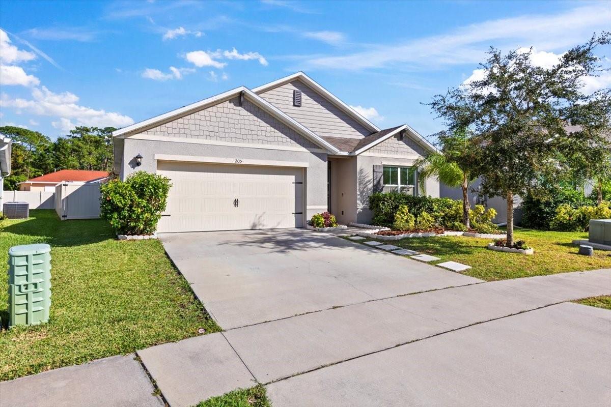 WOODBRIDGE LKS/EDGEWATER - Residential