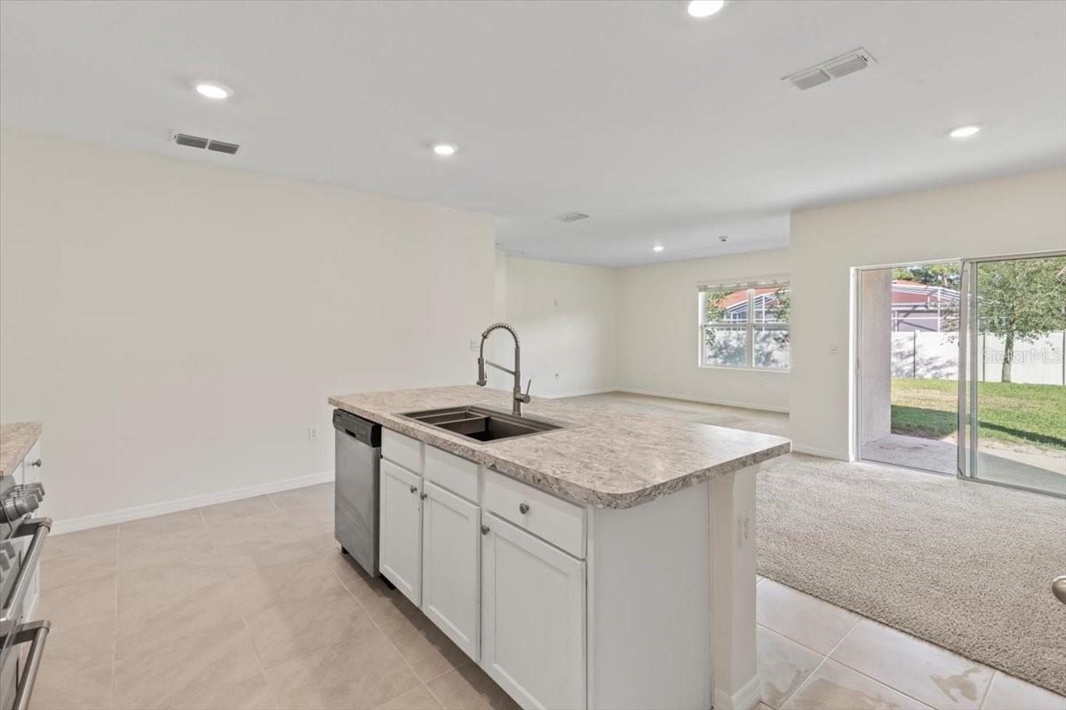 WOODBRIDGE LKS/EDGEWATER - Residential