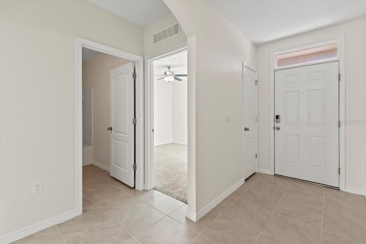 WOODBRIDGE LKS/EDGEWATER - Residential