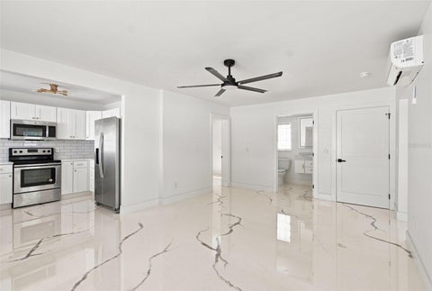 4125 Grove, St Petersburg, FL 33705