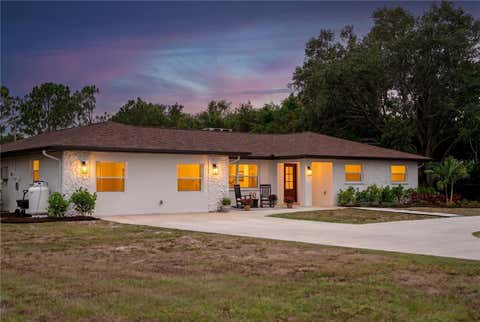 Photo of 1515 21st Street W, Palmetto, FL 34221 (MLS # A4696161)