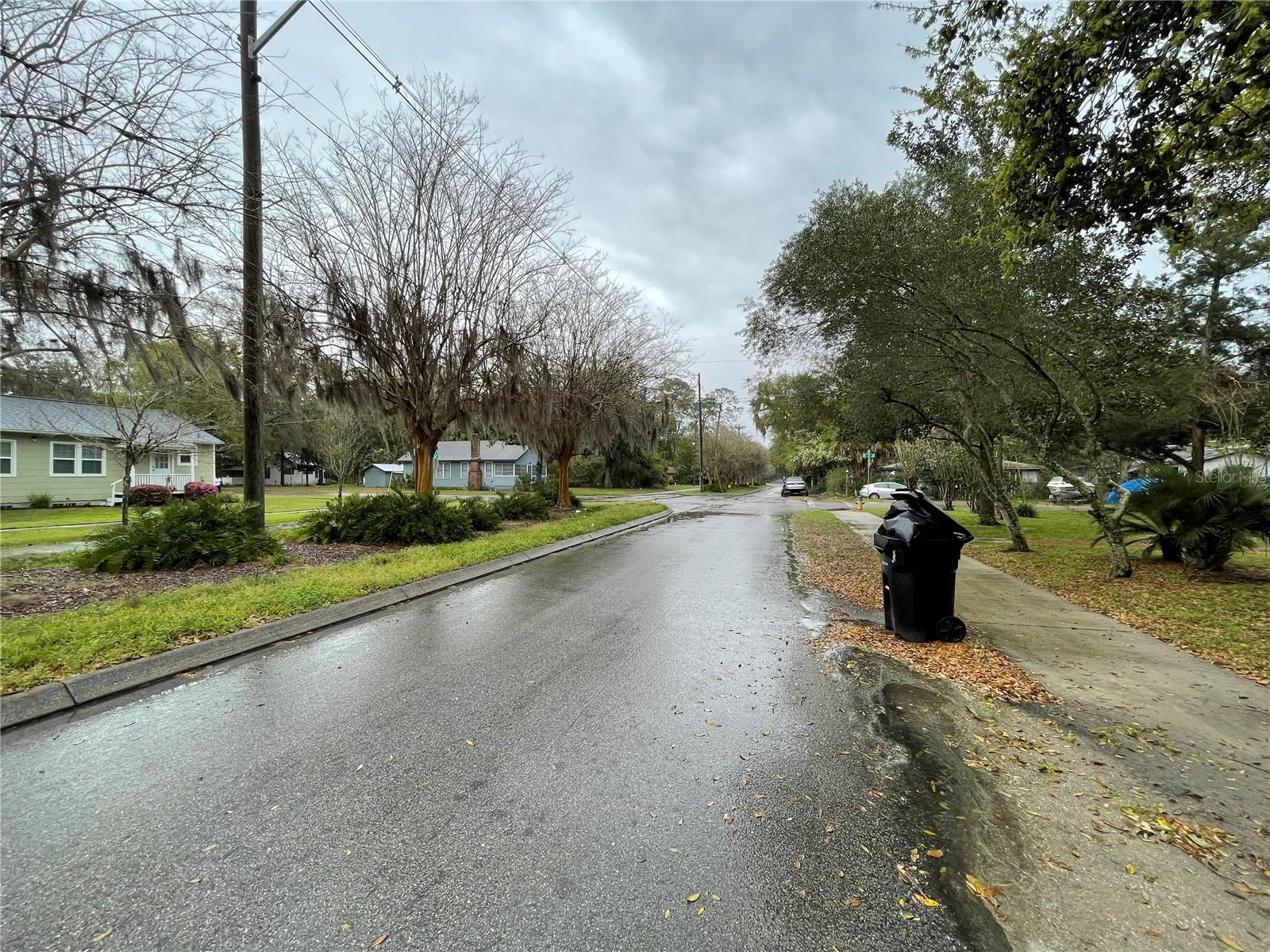 DOIG & ROBERTSONS ADDN-W R THOMAS - Residential Income