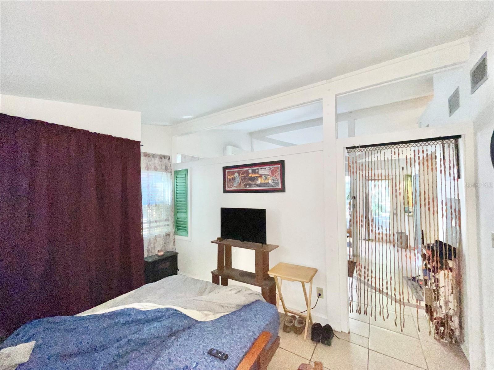 DOIG & ROBERTSONS ADDN-W R THOMAS - Residential Income