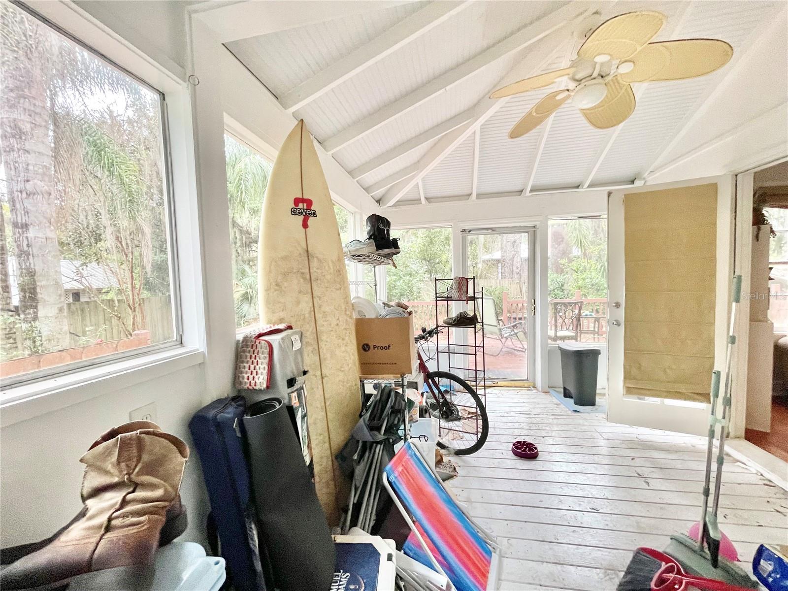 DOIG & ROBERTSONS ADDN-W R THOMAS - Residential Income