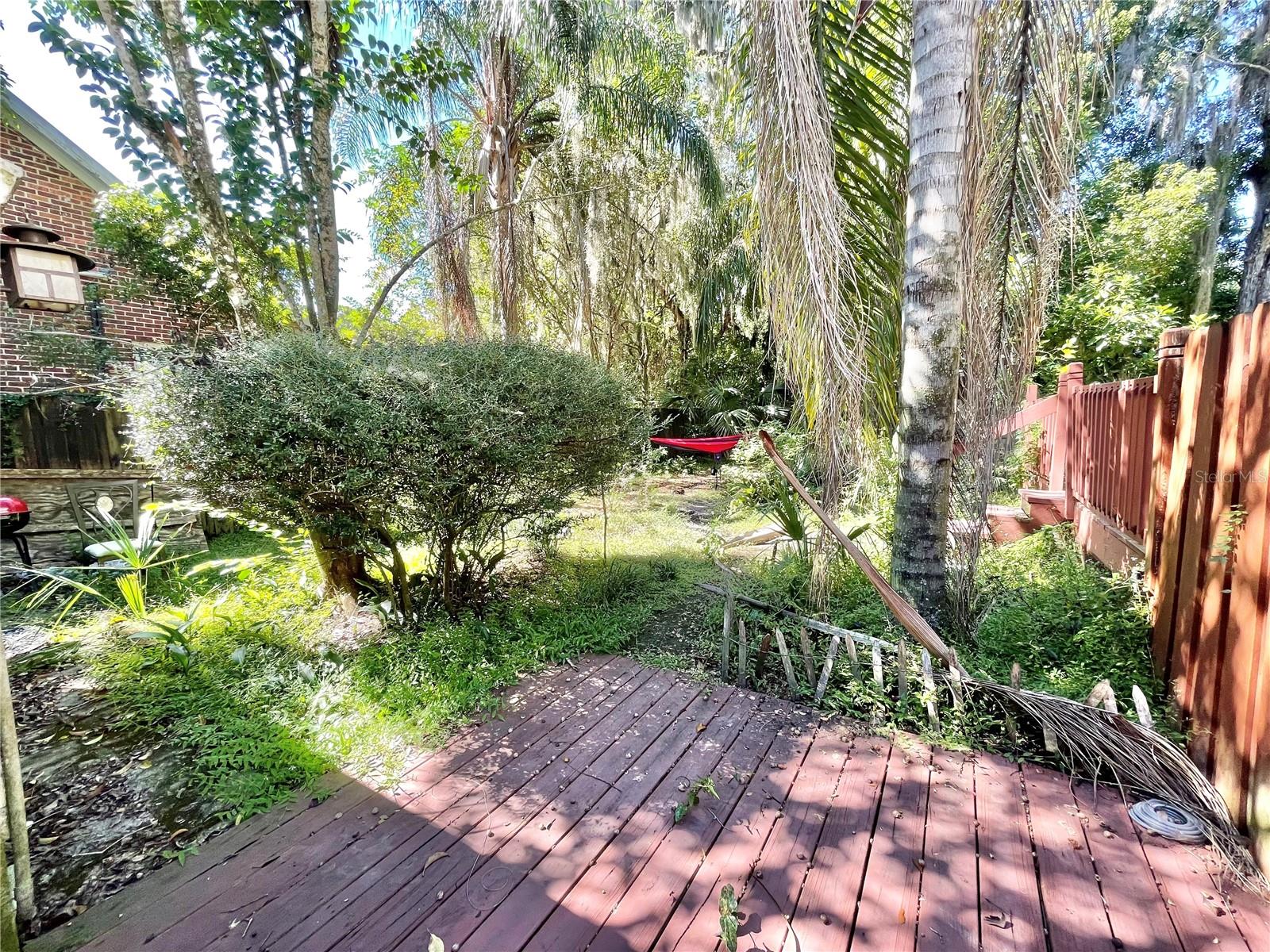 DOIG & ROBERTSONS ADDN-W R THOMAS - Residential Income