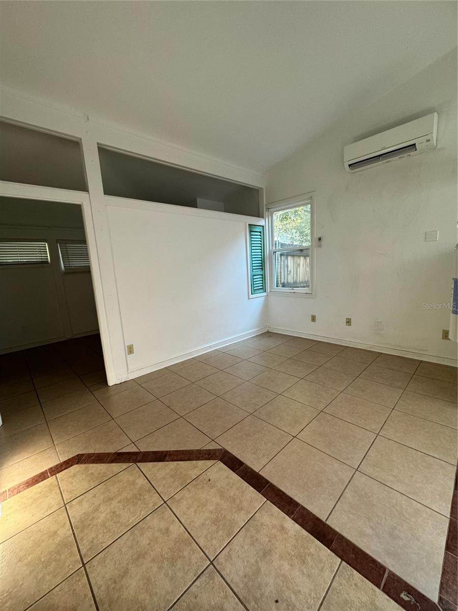 DOIG & ROBERTSONS ADDN-W R THOMAS - Residential Income