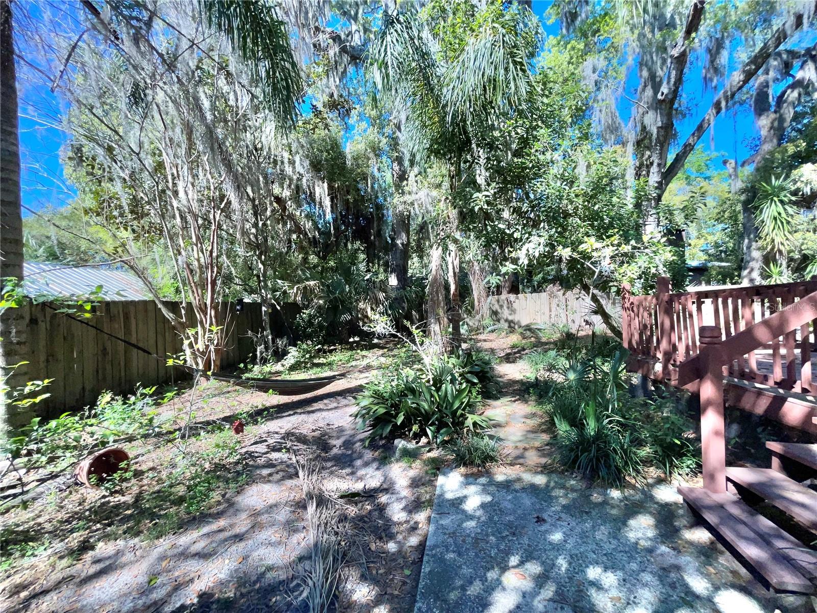 DOIG & ROBERTSONS ADDN-W R THOMAS - Residential Income