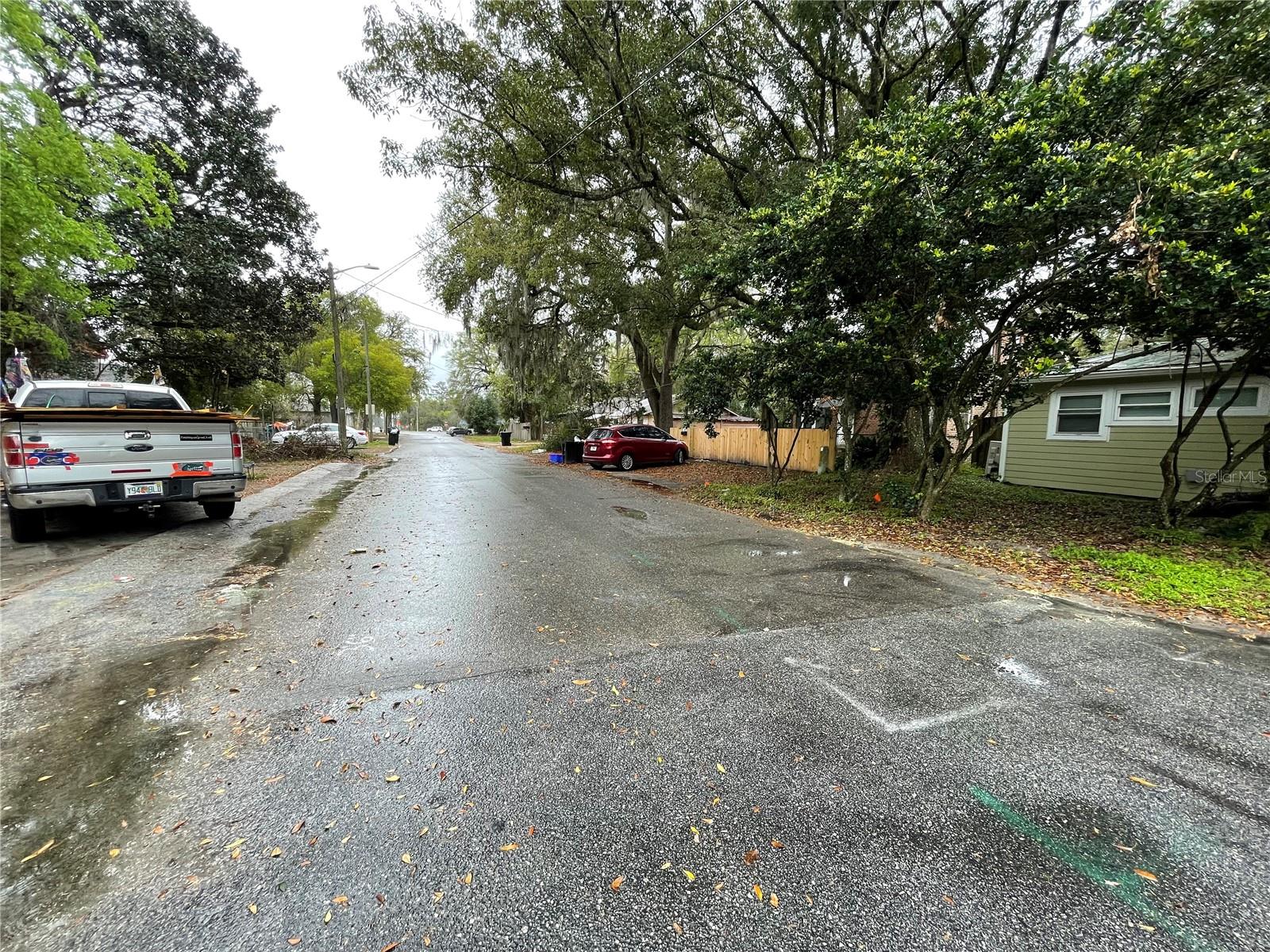 DOIG & ROBERTSONS ADDN-W R THOMAS - Residential Income