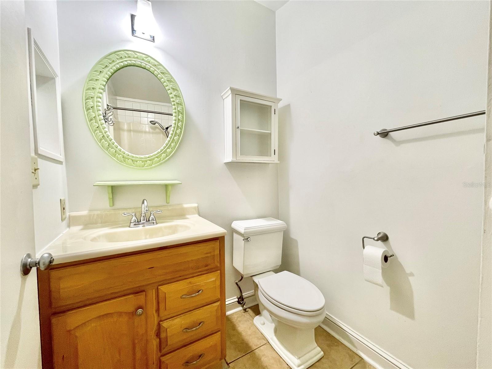 DOIG & ROBERTSONS ADDN-W R THOMAS - Residential Income