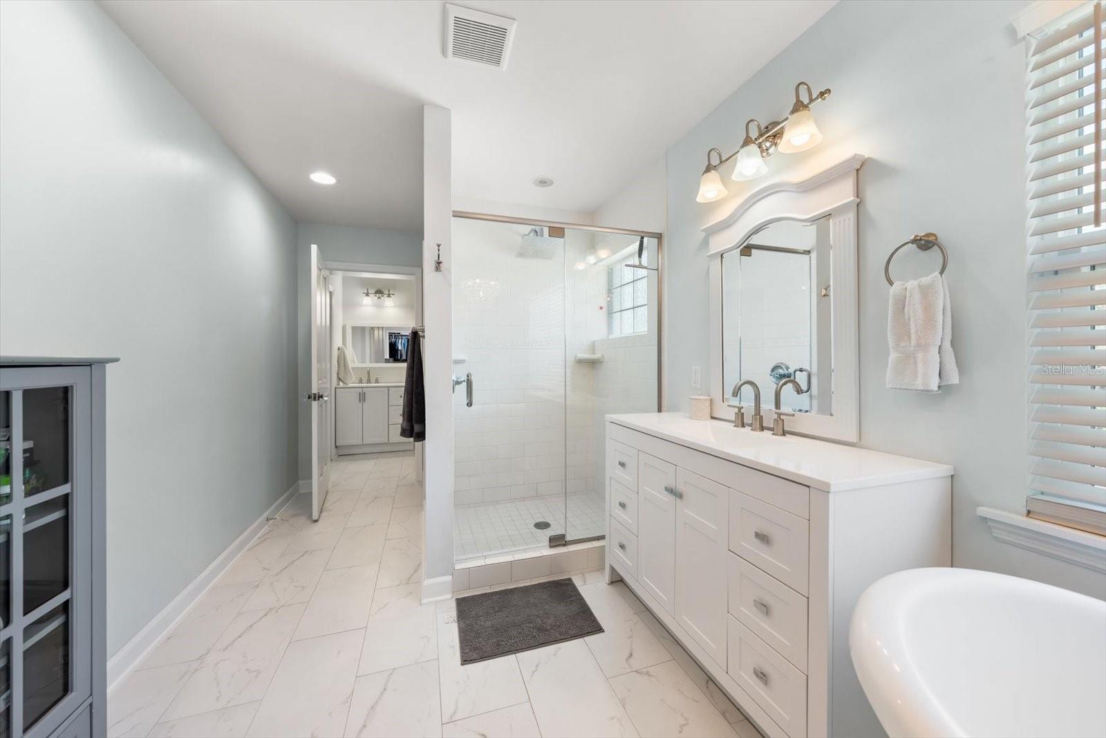 BELLEAIR ESTATES - Residential