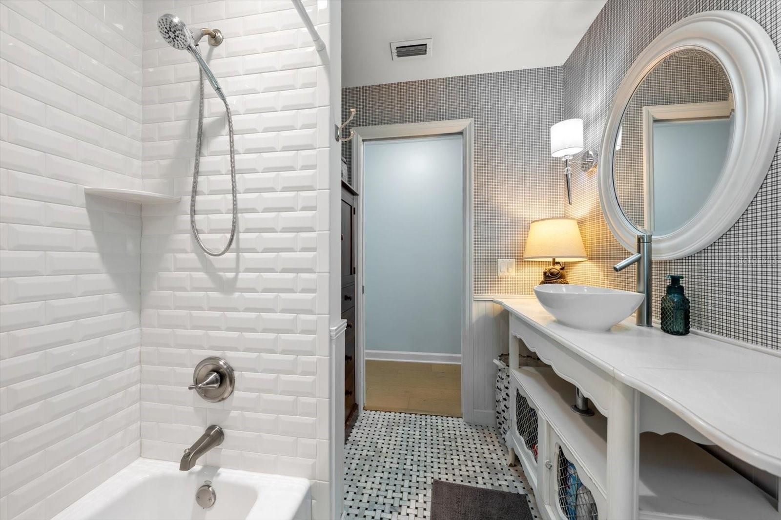 BELLEAIR ESTATES - Residential